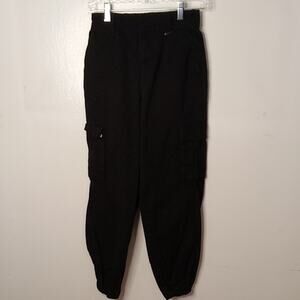 Forever 21 Women's Size Small Black Cargo Pants